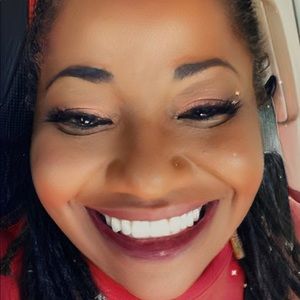 Meet your Posher, Shirley